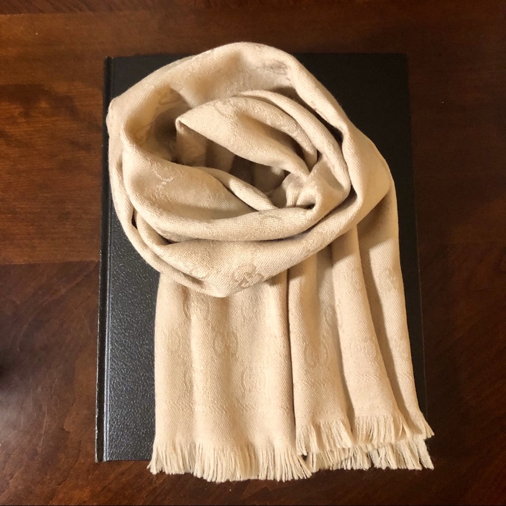 Gucci GG Jacquard Wool Scarf
